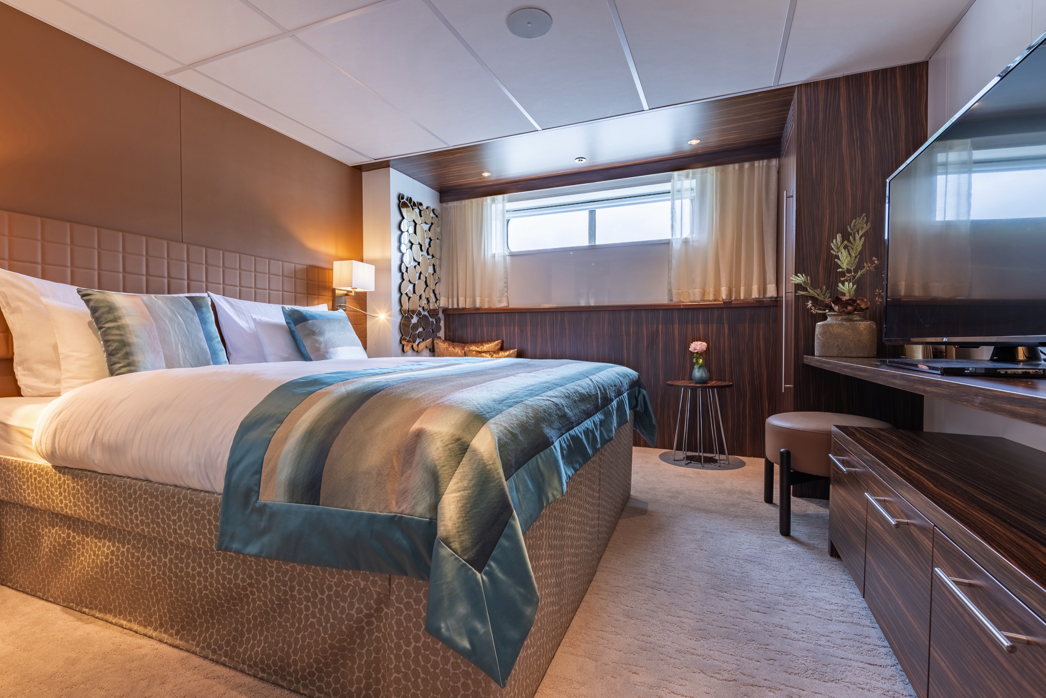 AMADEUS Star C-1 & C-4 Cabins ©Lueftner Cruises Amadeus.jpg